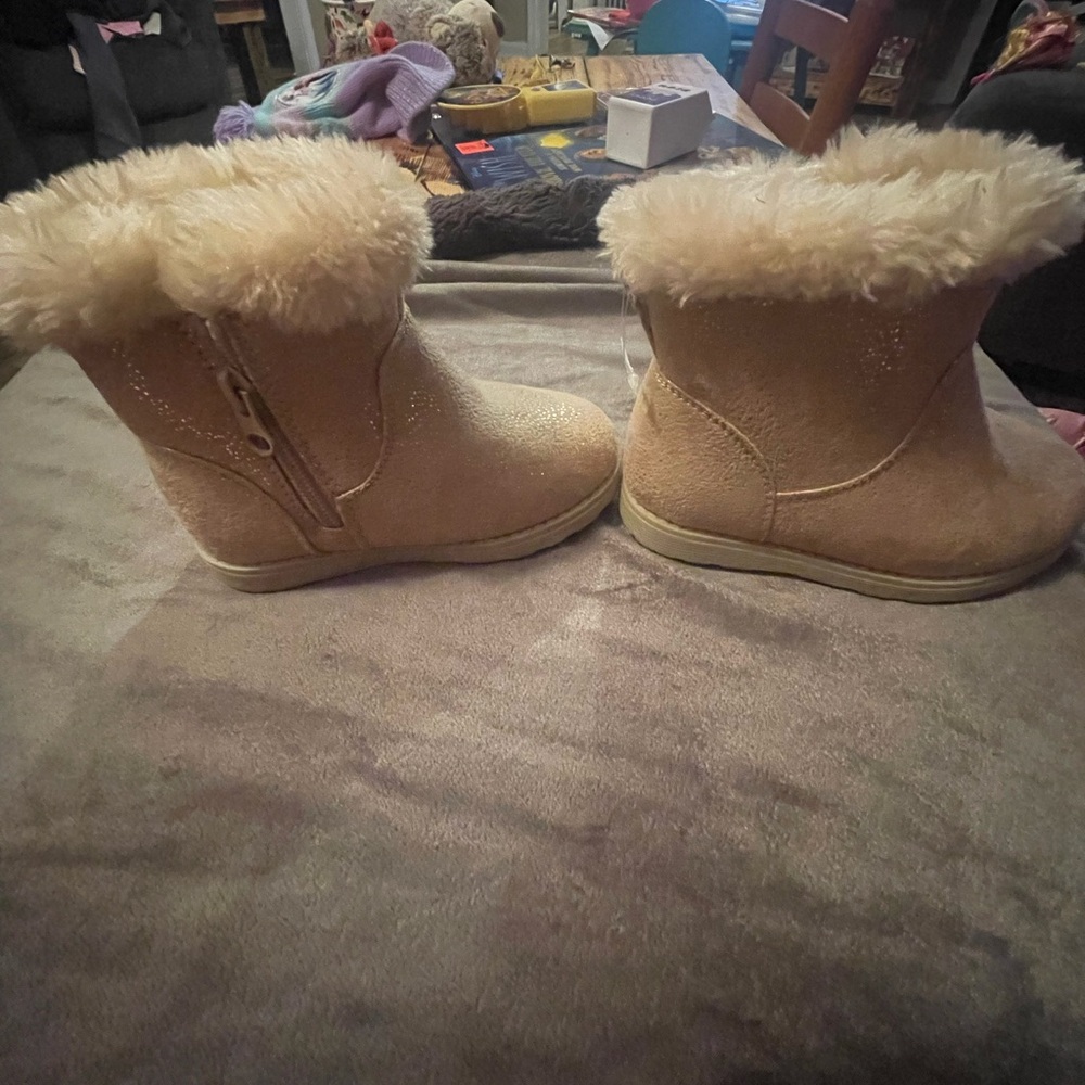 Cat & Jack Tan Kids Boots with Faux Fur